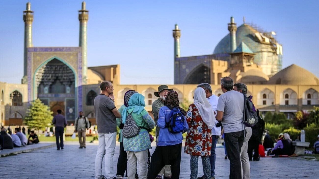 Foreign tourists in the city of Esfahan (Isfahan) 
