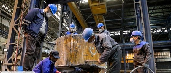 A group of Iranian workers