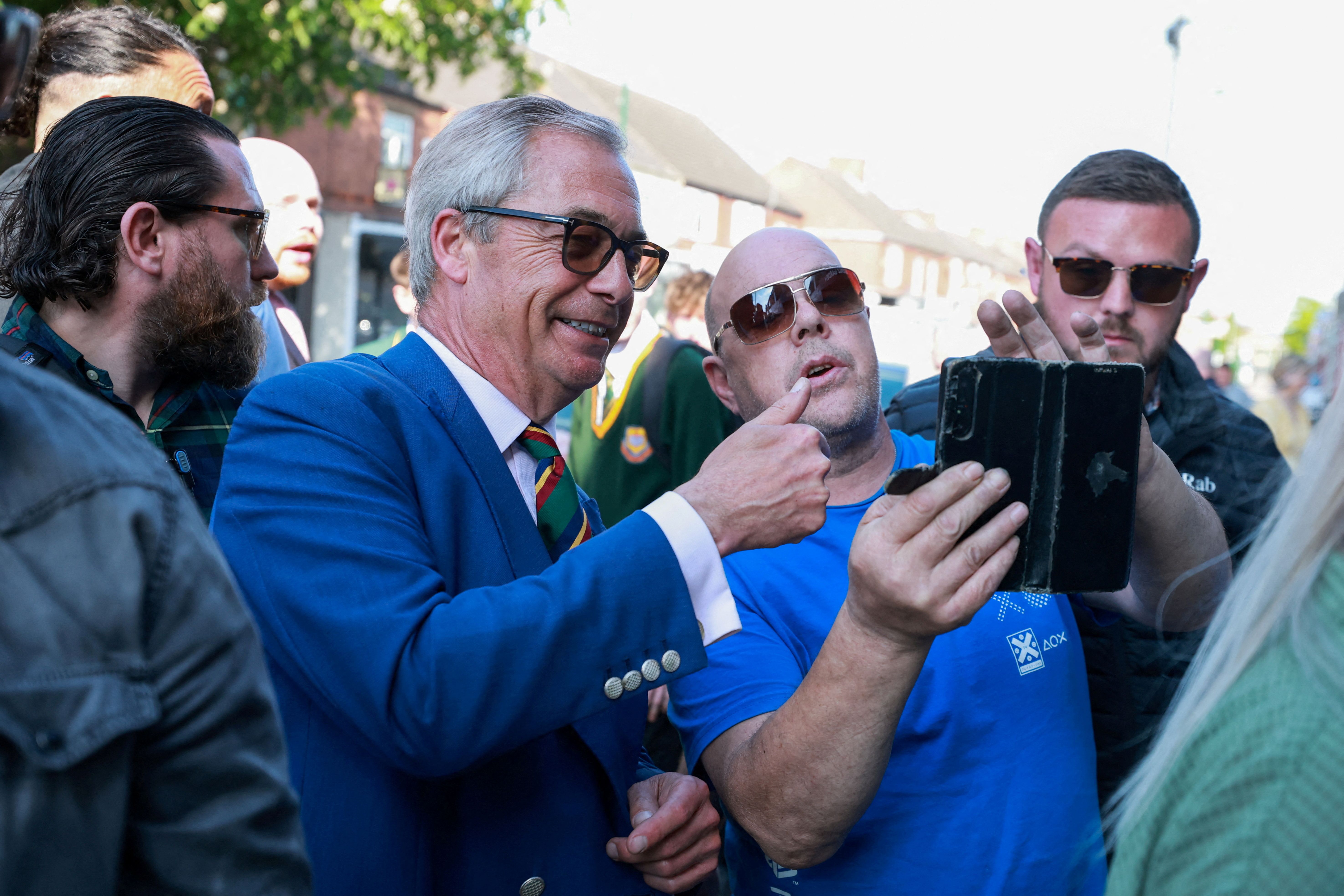 پیروزی بزرگ برای حزب راستگرای «اصلاحات بریتانیا»؛ حزب کارگر یک پایگاه‌ سنتی خود را باخت