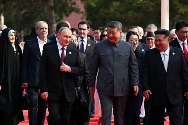 بزشکیان: اتخذنا قرارات "مهمة وحيوية" خلال زيارتي إلى الصين