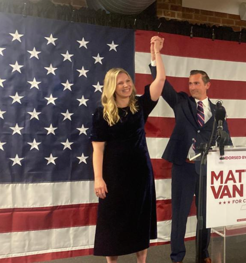 نامزد مورد حمایت ترامپ در انتخابات مقدماتی جمهوری‌خواهان در تنسی پیروز شد