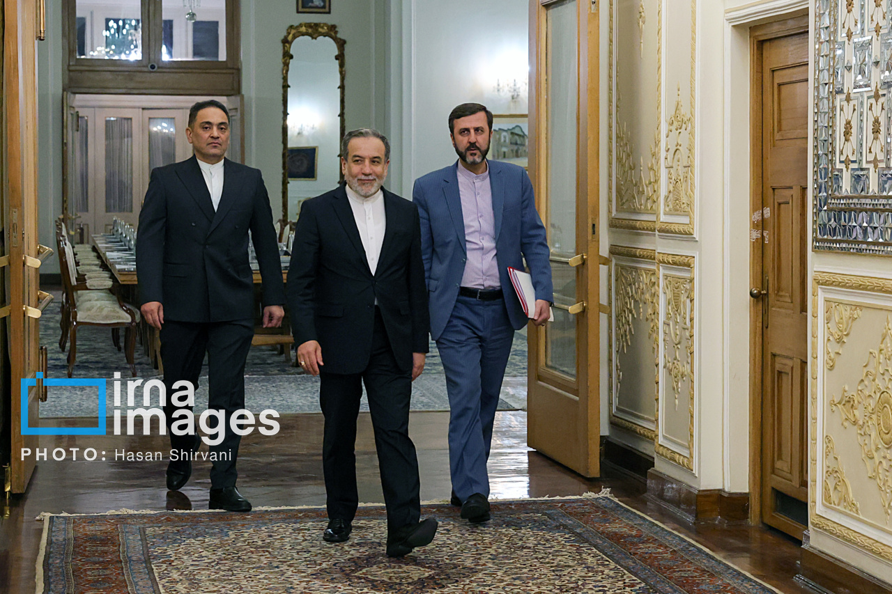 معاون وزیرخارجه جمهوری اسلامی: آماده بازگشت به مذاکره با آمریکا هستیم