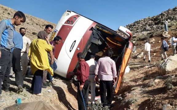 دادگستری آذربایجان غربی: راننده اتوبوس حامل خبرنگاران جهت بررسیهای بیشتر بازداشت شد