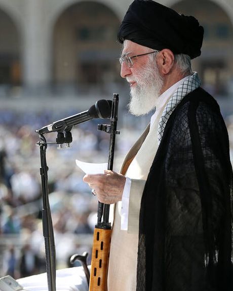 نیوزویک: سخنان خامنهای نشاندهنده تمایل به حفظ موضع سختگیرانه است