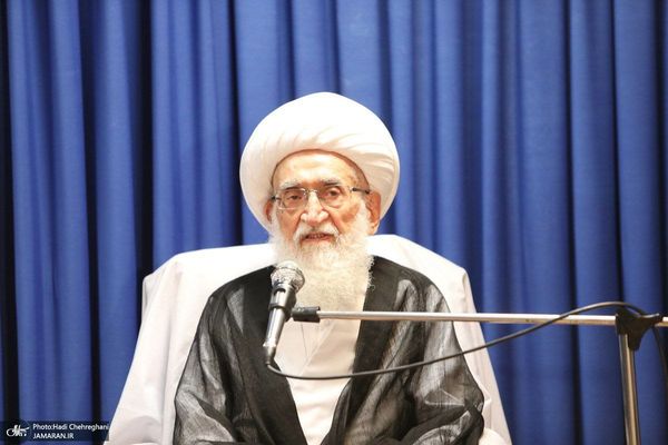 مرجع ديني إيراني: القصاص من المسؤولين عن مقتل علي خامنئي أمر حتمي