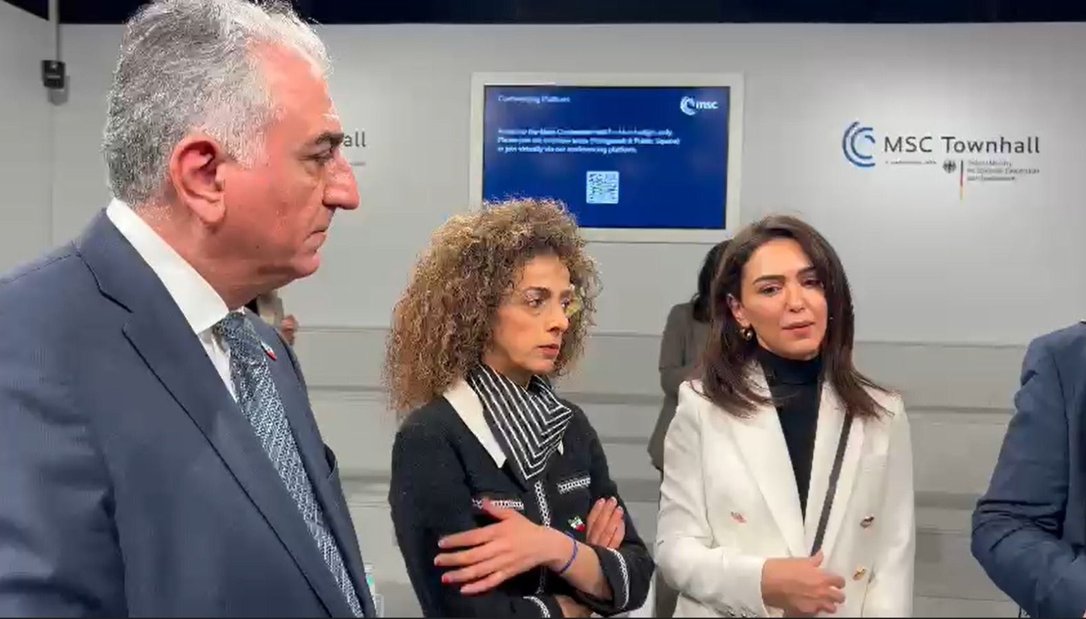 Ex-Diplomats Say Pressures Mount On Iran As It Challenges The West