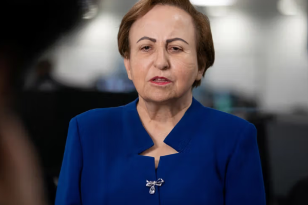 شیرین عبادی: حکومت ایران مانند ضحاک برای بقای خود، خون جوانان را میخواهد