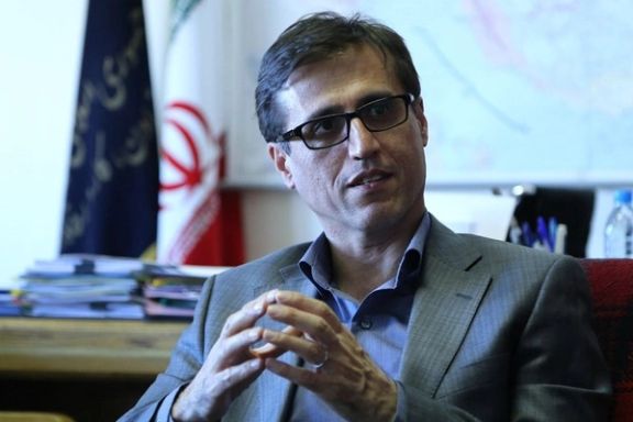 معاون وزیر کار به دلیل عملی نبودن وعده یک میلیون و هشتصد هزار شغل در ۱۷ ماه، استعفا کرد