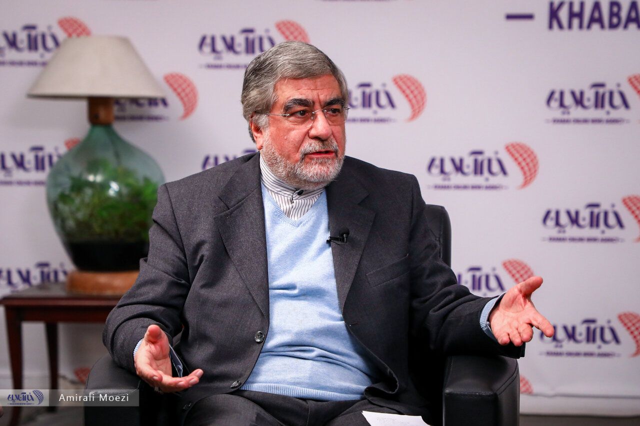 دبلوماسي إيراني سابق يحذّر: حالة "لا حرب ولا سلام" هي الأسوأ للبلاد