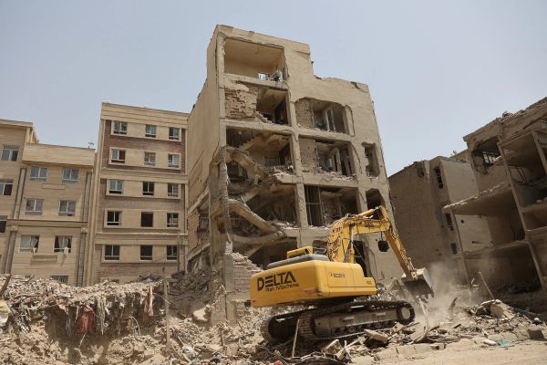 Tehran mayor announces modest compensation package for homes damaged in war