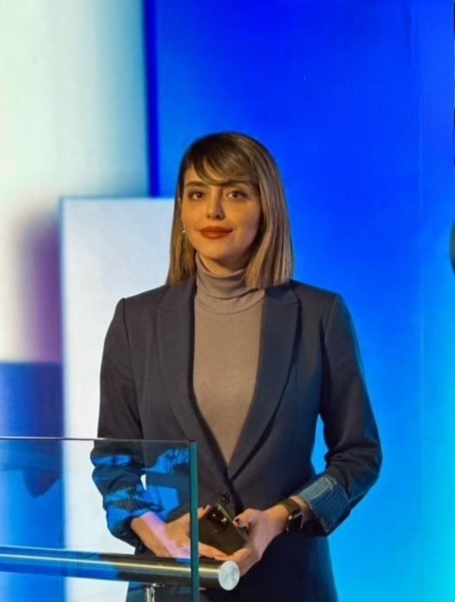 الهام یزدی‌ها