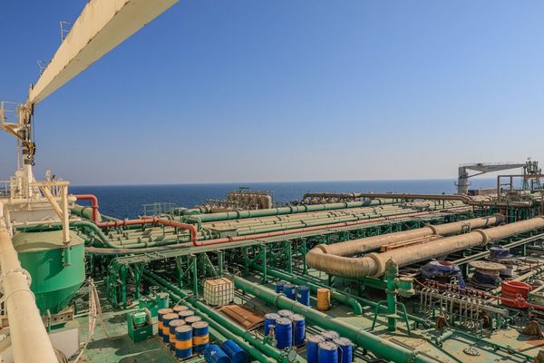 Iranian oil will make up for China's loss of Venezuelan supply - Reuters