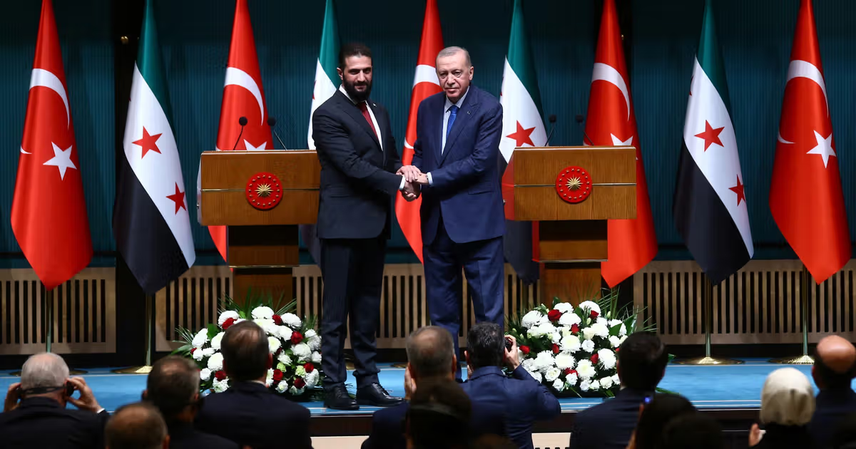 اردوغان و الشرع در آنتالیا بر حمایت از ثبات و بازسازی سوریه تاکید کردند