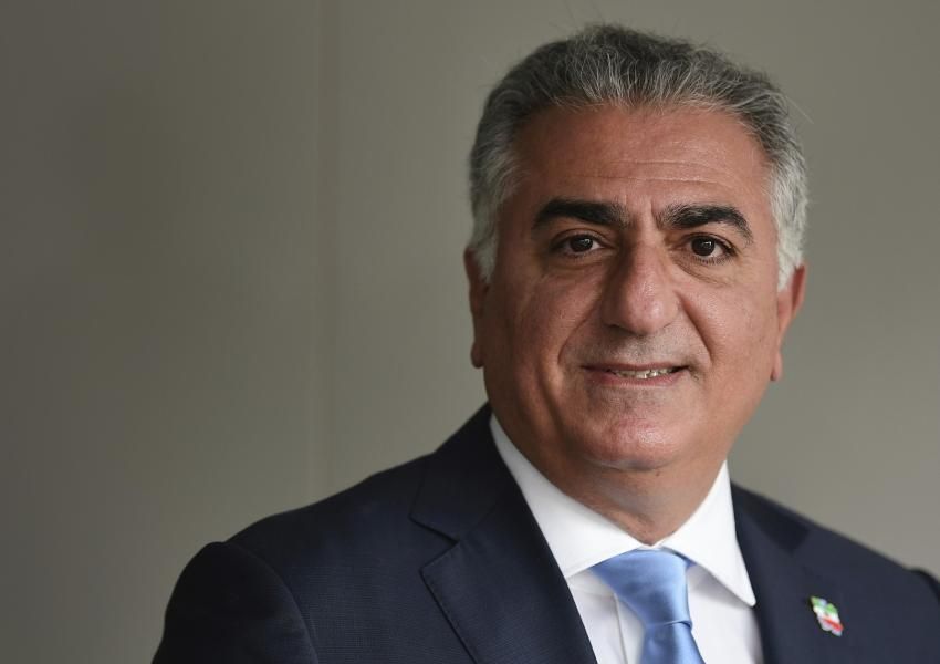 شاهزاده رضا پهلوی به ایران‌اینترنشنال: فشار حداکثری باید با حداکثر حمایت از مردم همراه شود