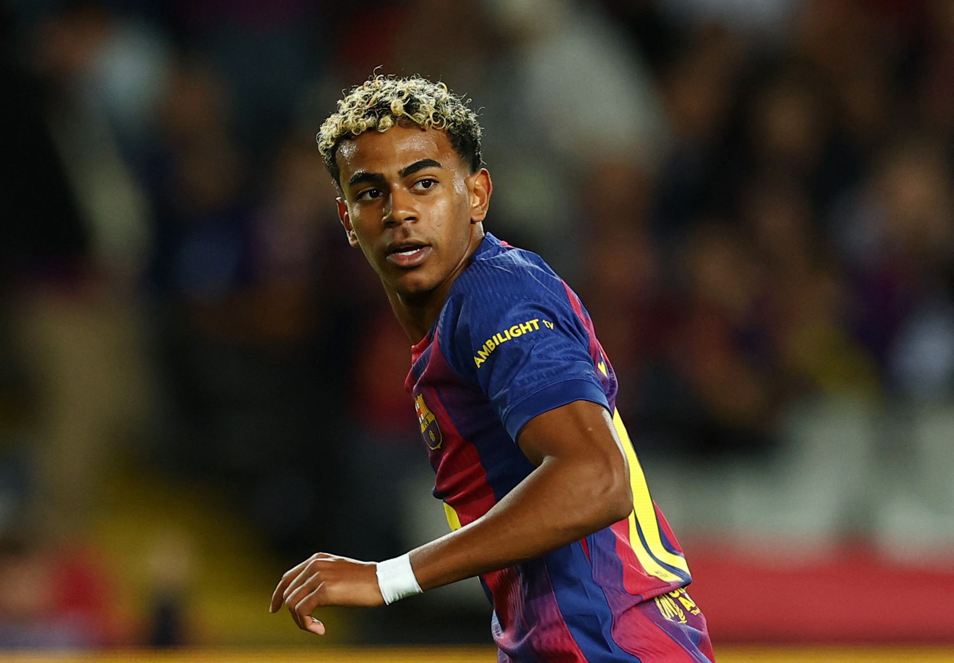 لامین یامال: نمی‌توانم خودم را با مسی مقایسه کنم، من باید مسیر خودم را بسازم