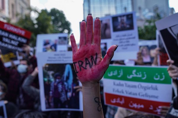 منظمات وجمعيات عالمية للمشاركين في مؤتمر ميونيخ الأمني: ادعموا انتفاضة الإيرانيين