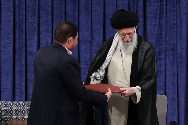 مستشار خامنئي: مستقبل إيران مشرق حتى في ظل العقوبات