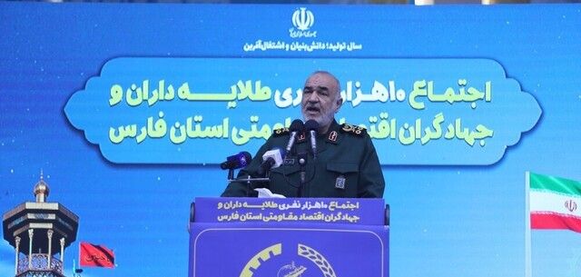 IRGC Commander Praises Khamenei For Not Needing A Nuclear Deal