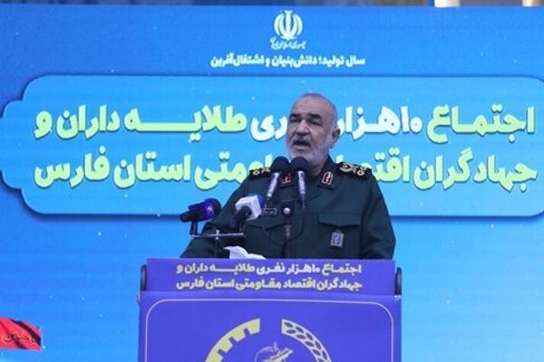 IRGC Commander Praises Khamenei For Not Needing A Nuclear Deal