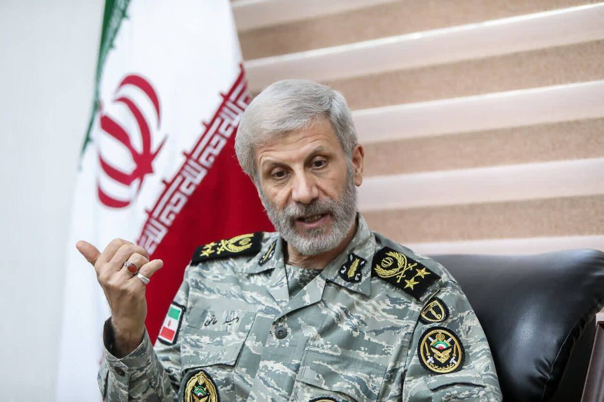 فرمانده کل ارتش: اگر دشمن اشتباهی کند، پاسخی می‌گیرد که تا امروز نه دیده، نه تجربه کرده