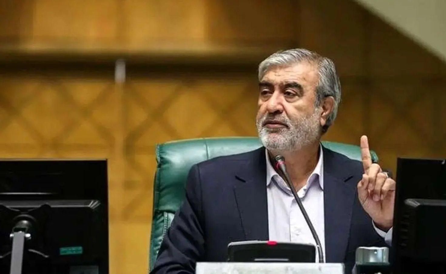 رییس کمیسیون امنیت ملی مجلس: از غنی‌سازی و کنترل تنگه هرمز عقب‌نشینی نمی‌کنیم
