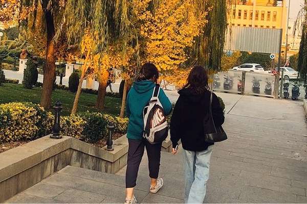 With hijab warnings via text, Iran expands digital surveillance on women