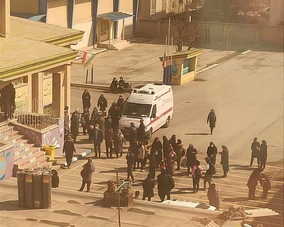 بیانیه صدها استاد دانشگاه: عدم اقدام حاکمیت در برابر حملات شیمیایی به مدارس، شرمآور است