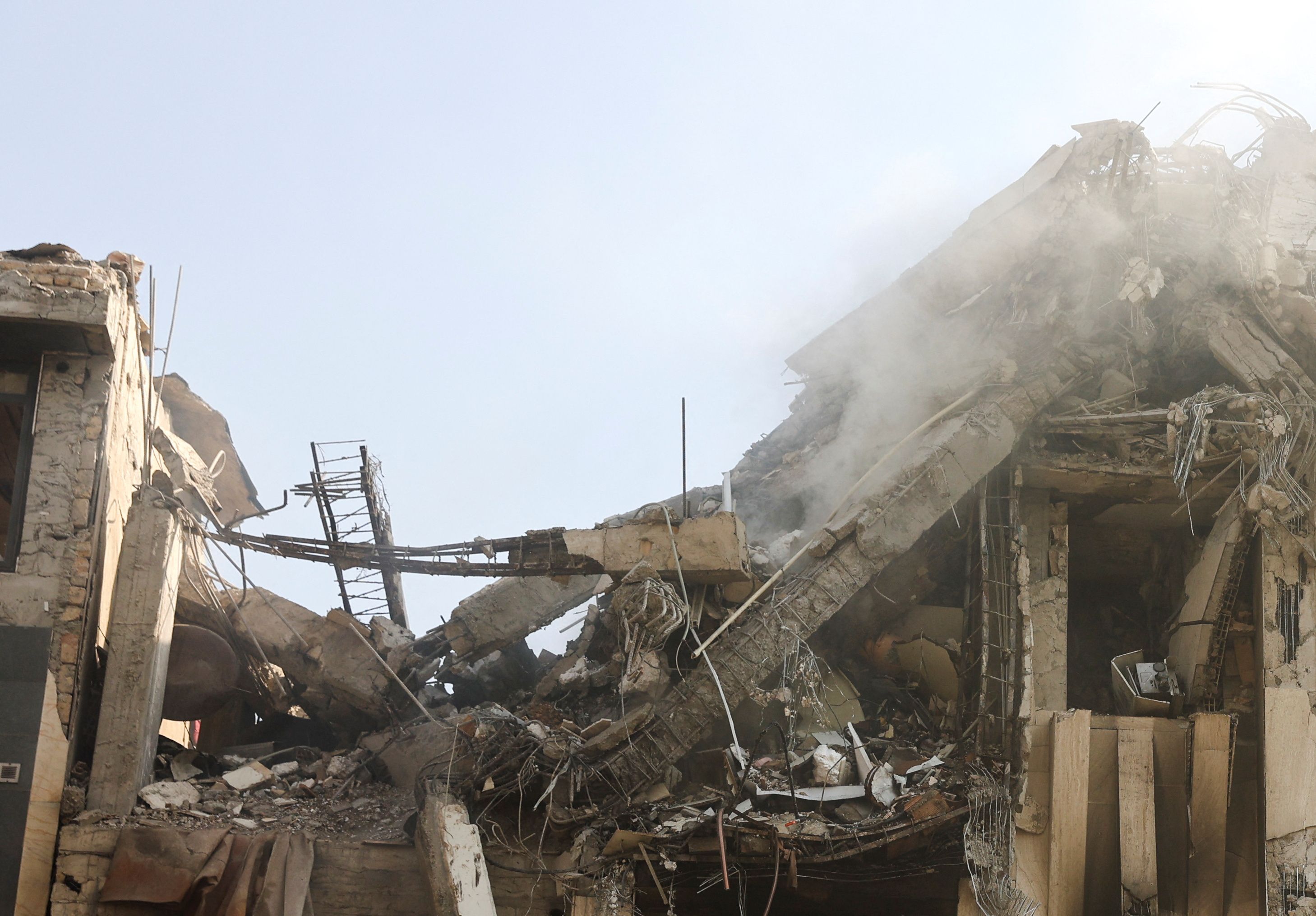 Israeli official says Tehran should sign nuclear deal or risk collapse