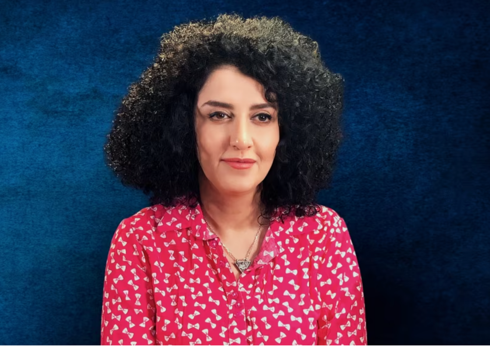 نرجس محمدي: النظام الإيراني حوّل الشوارع لساحة "حرب ضد النساء والشباب"