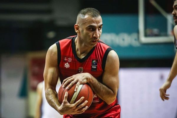 مهدی کامرانی: با این جنایتی که کردید، با مردم ایران نمیتوانید مذاکره کنید