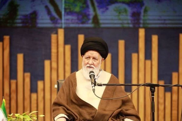 نماینده خامنهای در خراسان رضوی: ملت ایران با آمریکا و عناصر فاسد آنها بیعت نخواهد کرد