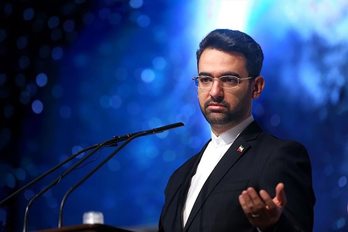 فرهیختگان مدعی شد؛ آذری جهرمی مدیرعامل پرسپولیس، مهدی مهدوی‌کیا مدیر ورزشی