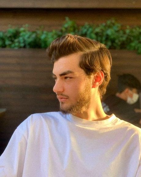 Hamidreza Rouhi, a university student who was shot dead near his home in Shahr-e Ziba neighborhood in the west of the capital on November 18.