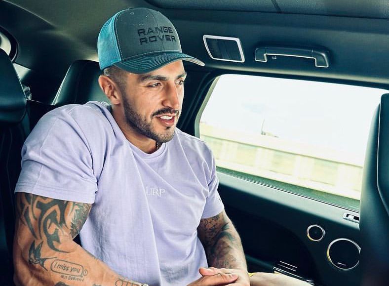 پدر آیسان اسلامی، بلاگر معروف، ربوده و پس از یک هفته آزاد شد