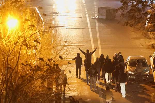 تهدیدها و پروندهسازیها علیه روزنامهنگاران، بازیگران و ورزشکاران حامی انقلاب ملی
