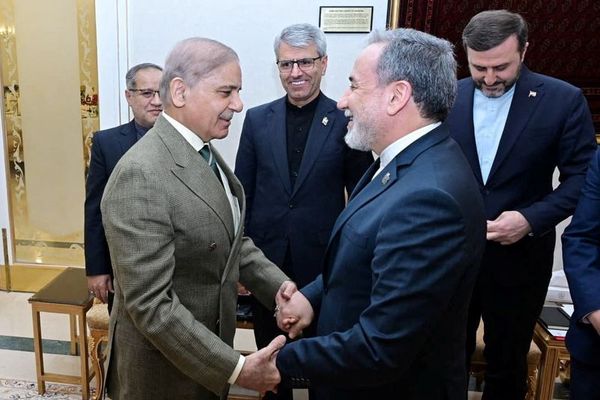 باكستان تسعى لتحقيق اختراق في مفاوضات واشنطن وطهران رغم استمرار الخلافات بين الجانبين