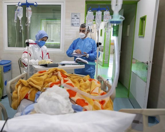 ريیس دانشگاه علوم پزشکی کرمانشاه: مرگهای ناشی از کرونا افزایش داشته؛ موج ششم آبان میرسد