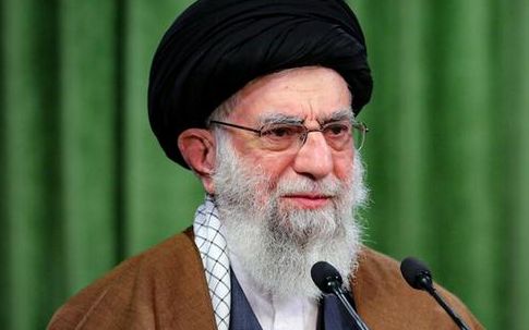 پیام علی خامنهای به حجاج: دنیا شاهد الگوی موفق حاکمیت سیاسی اسلام در ایران است