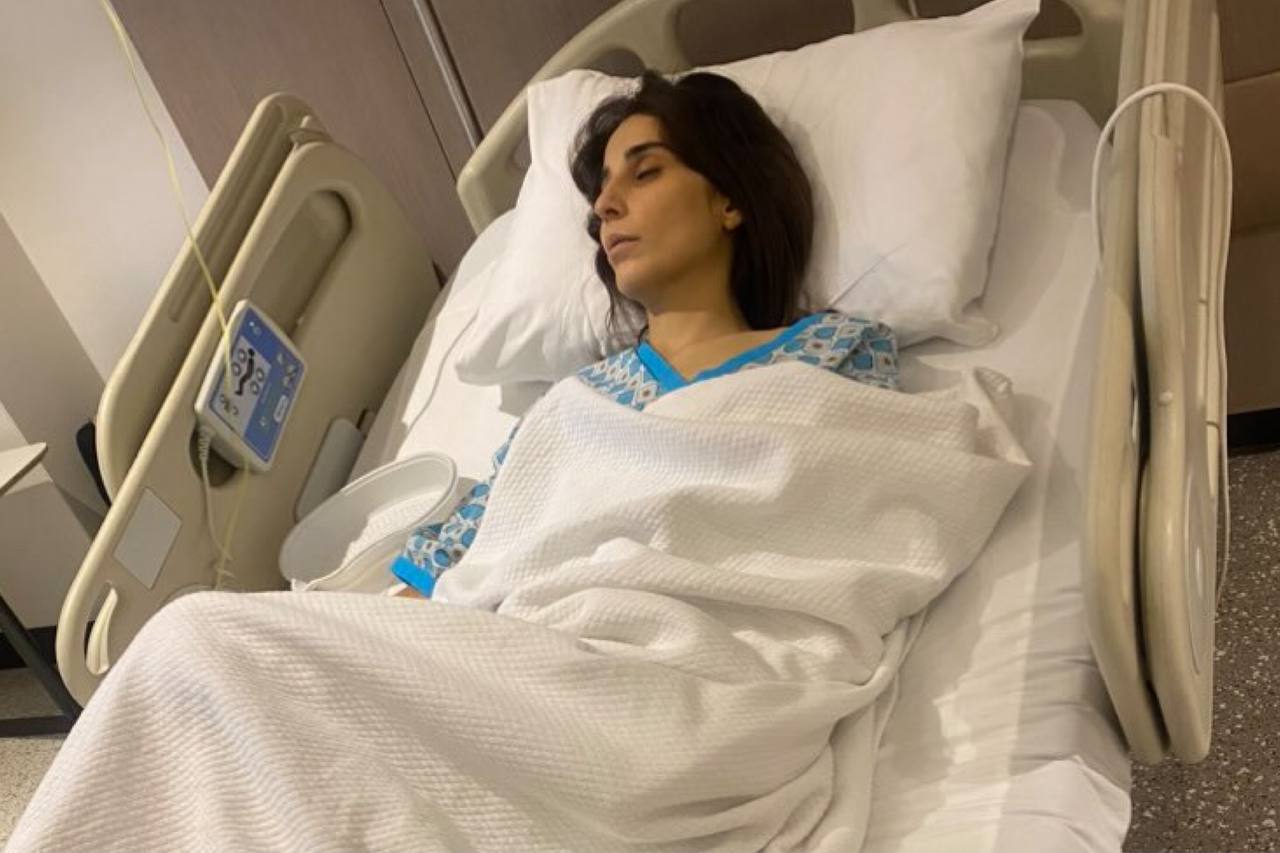 الهام مدرسی، از معترضان خیزش انقلابی به‌دلیل خونریزی داخلی در بیمارستان بستری شد