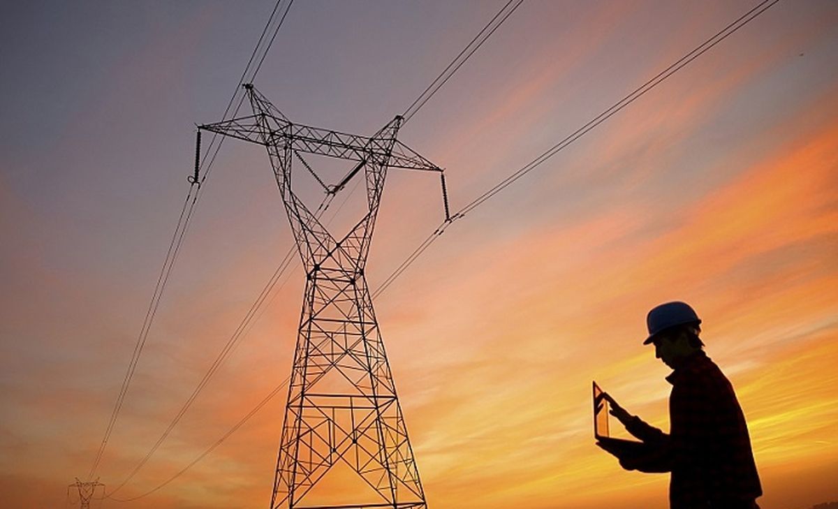 Iran unable to meet one-third of its power demand, warns industry chief 