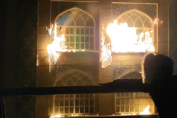 Protesters In Iran Torch Khomeini’s Museum, Seminary In Qom