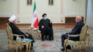 Officials Tell Iranians A Nuclear Deal Will Not Be Their Financial Salvation