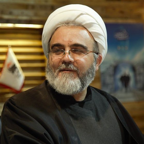 استاد حوزه علمیه: ۵۰ سال پیش زنان اروپایی به اندازه زنان امروز تهران حجاب داشتند