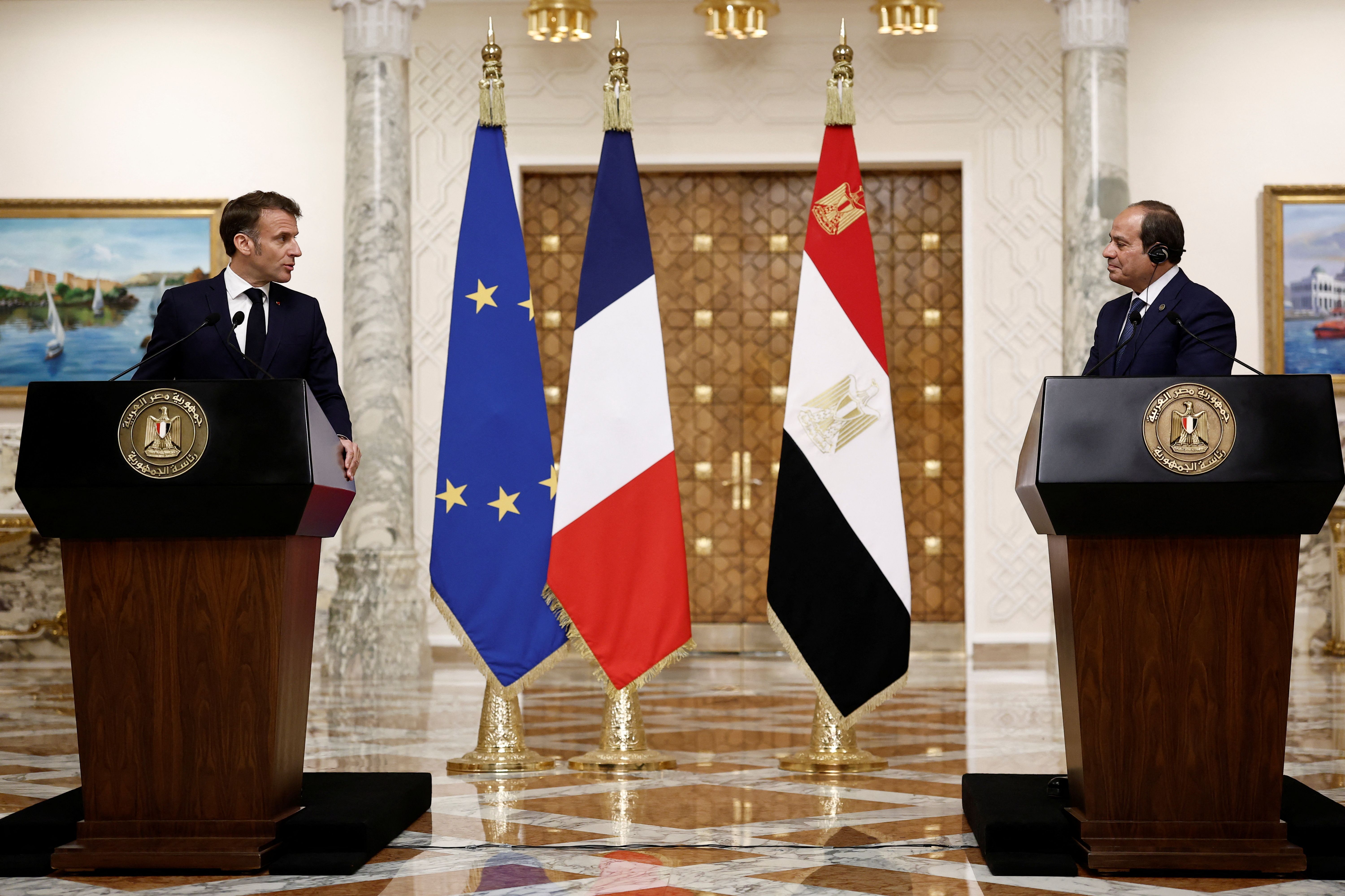 مکرون: پرداختن به برنامه موشکی و نفوذ منطقه‌ای تهران در کنار پرونده هسته‌ای ضروری است