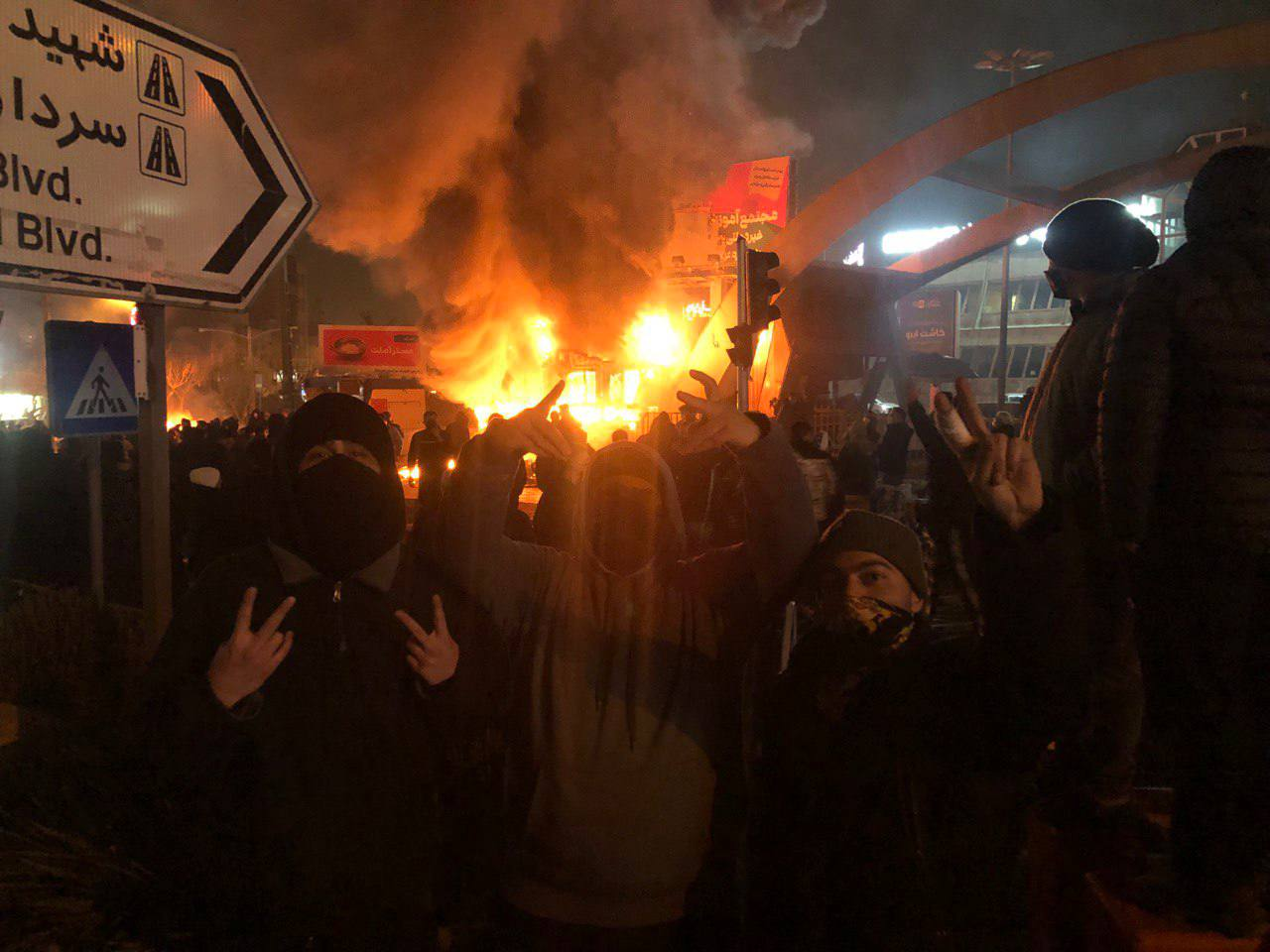 چهل‌و‌دومین روز انقلاب ملی ایرانیان چگونه گذشت؟