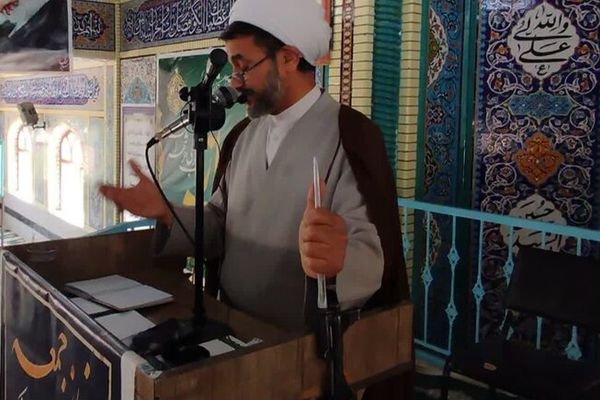 امام جمعه بافت: مسجدی که در آن جوان و نوجوان نباشد تراز انقلاب نیست