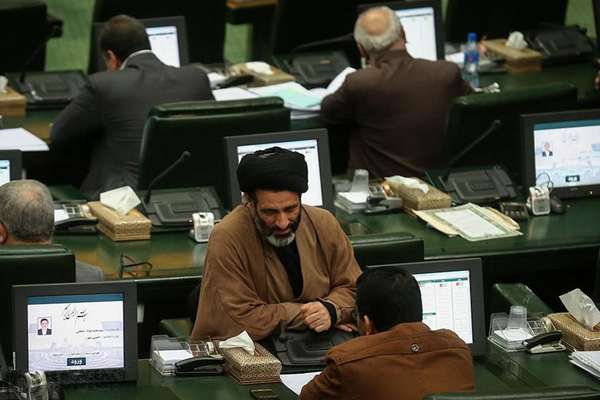 Iran lawmaker calls Grossi a Mossad agent, urges arrest