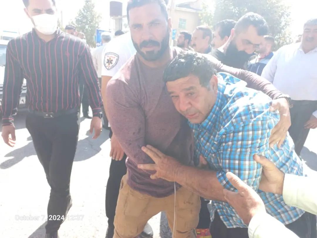 تصویری از تجمع کارگران پتروشیمی ارغوان‌گستر