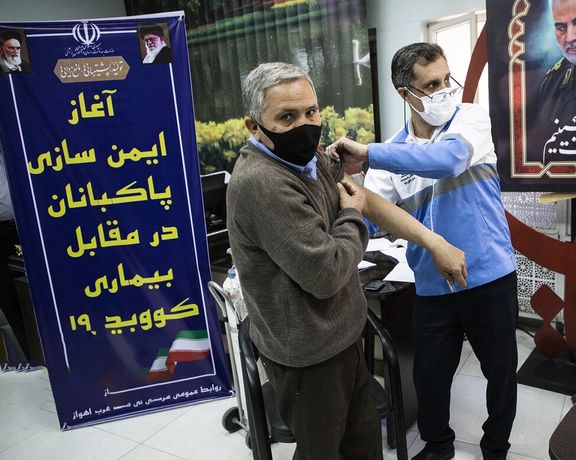 ابراهیم نوشادی، شهردار اهواز، به سوءاستفاده از سهمیه واکسن پاکبانها متهم شد