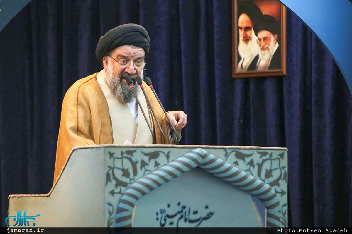 امام جمعه تهران: مردم ایران با نظام جمهوری اسلامی هستند
